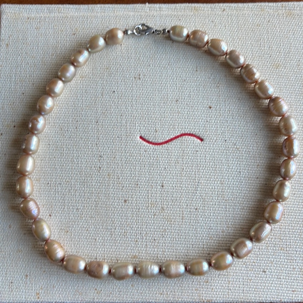 Tahitian pearl necklace 16”